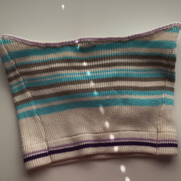 En crème new with tags halter top - Picture 3 of 3